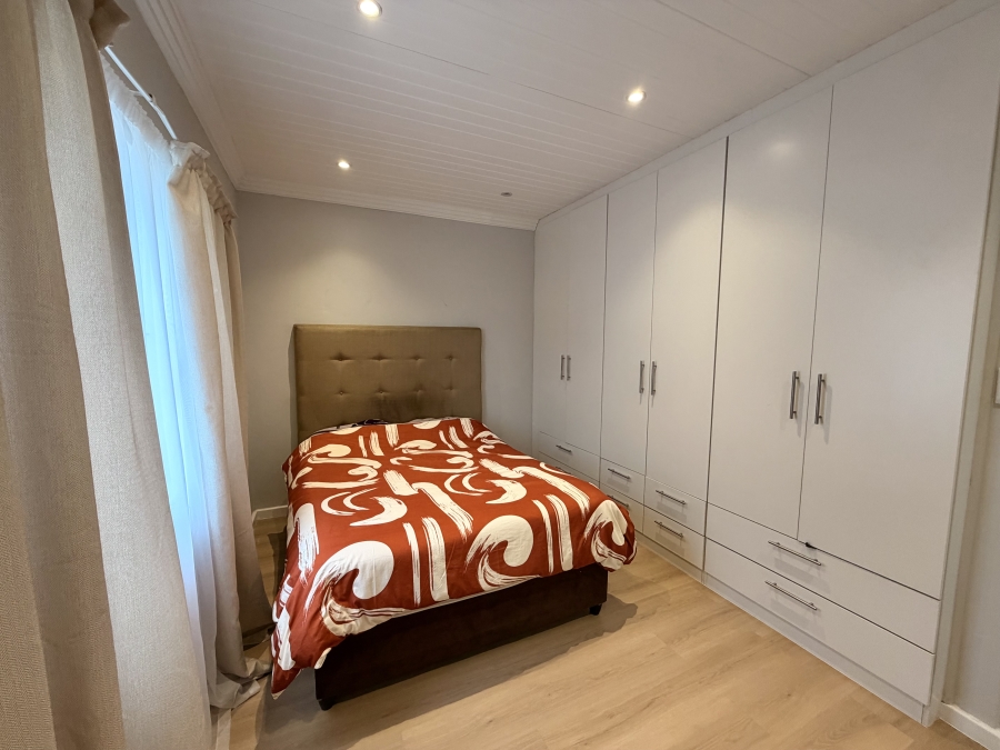 3 Bedroom Property for Sale in Dobson Western Cape